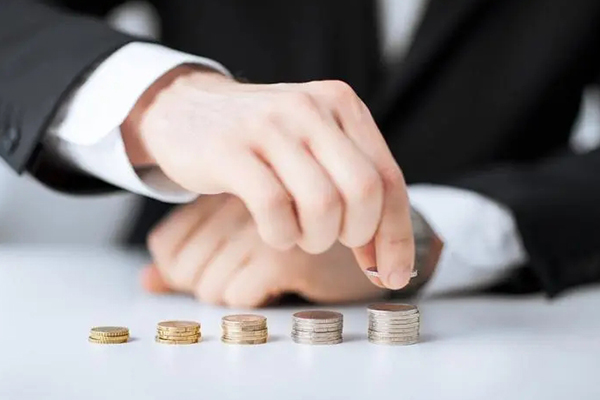 为什么买车贷款比全款便宜背后的成本与利益博弈 为什么买车贷款比全款便宜背后的成本与利益博弈